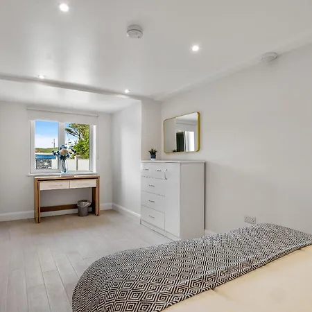 Ferienhaus Pierside Apt 2 *